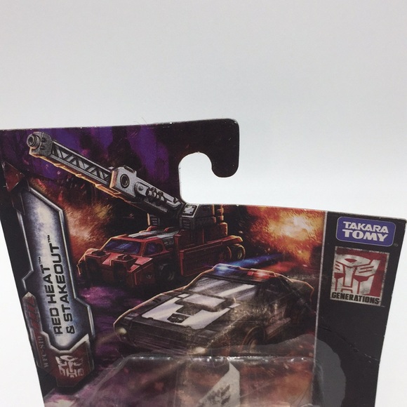 Transformers Siege War For Cybertron Trilogy Red Heat & Stakeout New in Package - Picture 9 of 11